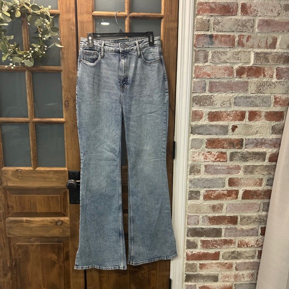 Old Navy Denim - Old Navy Higher High-Rise Flare Rita Jeans Light Wash Blue Womens 6 29x32